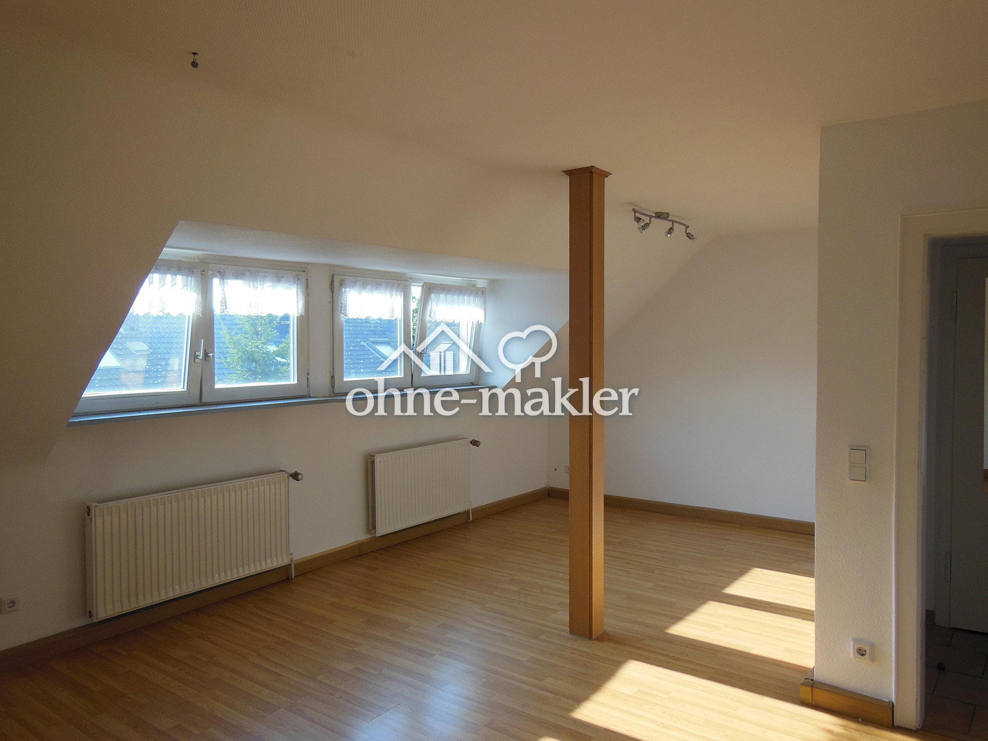 Dachgeschosswohnung in Krefeld – ruhig & gut angebunden, 47807 Krefeld (Dießem/Lehmheide Fischeln)