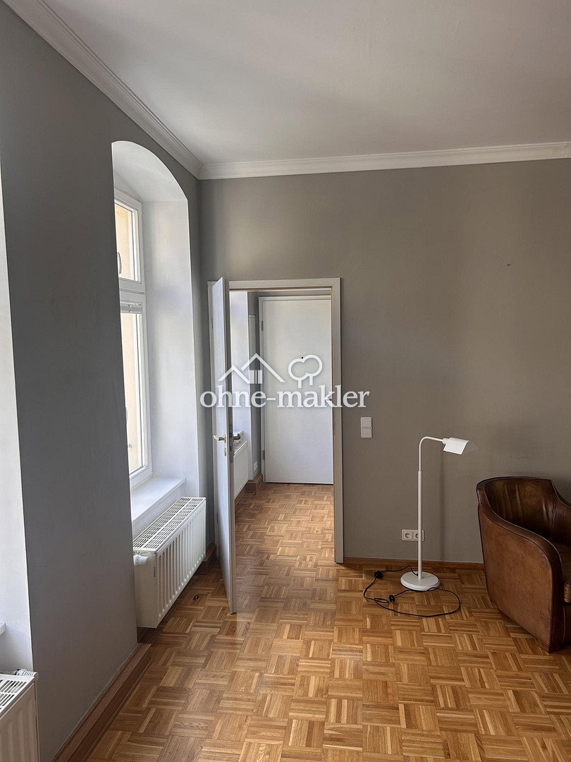 Berlin-Mitte charmante Wohnung für 1,5-2 Jahre, 10117 Berlin (Mitte)