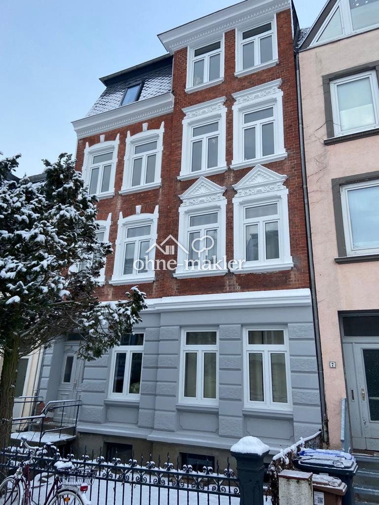 Dachgeschosswohnung in Lübeck - hell & modern, 23554 Lübeck (Innenstadt Sankt Lorenz Nord Sankt Lorenz Süd)