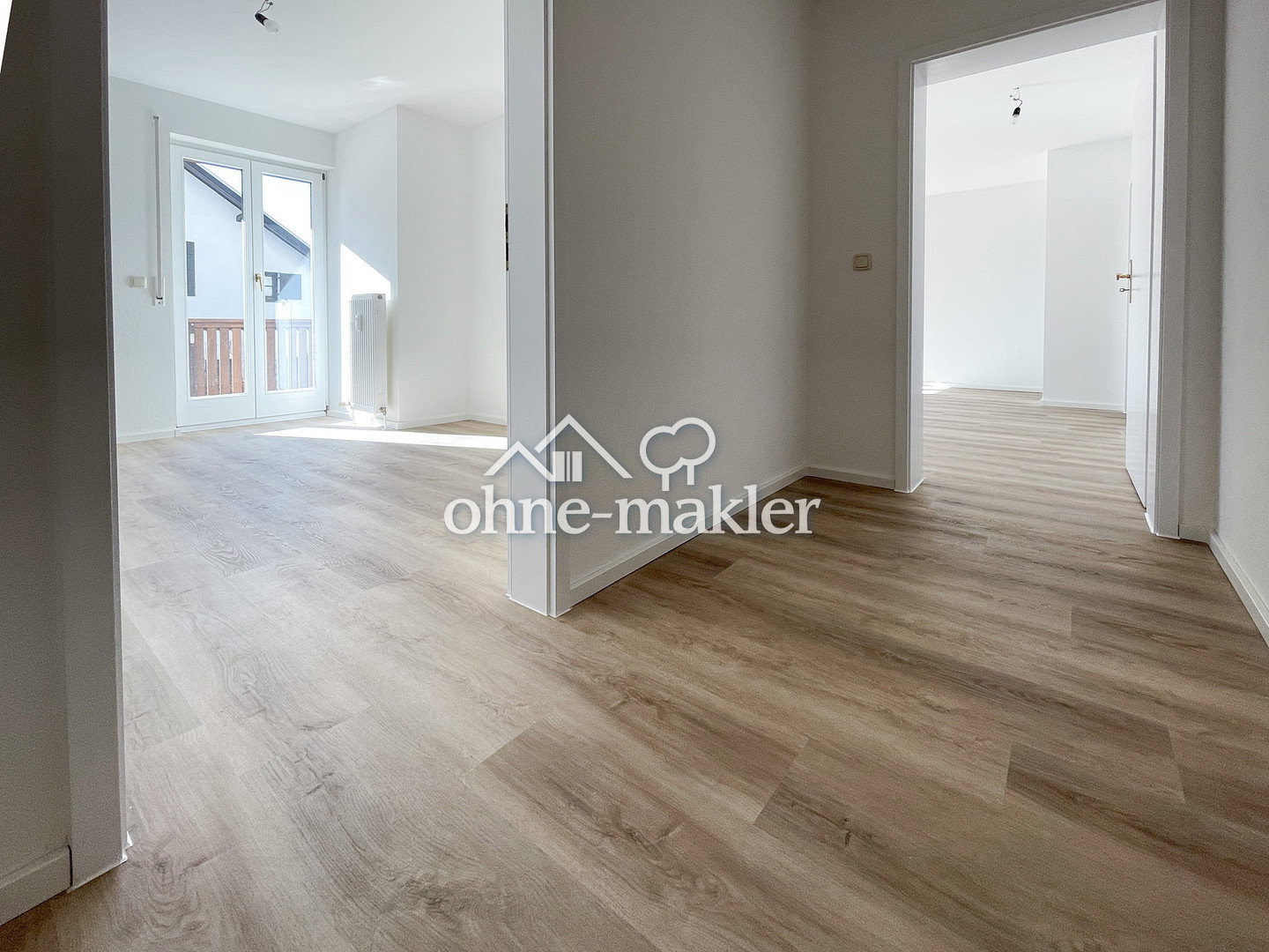 Traumhafte Wohnung mit Blick auf die Würm, 82152 Planegg