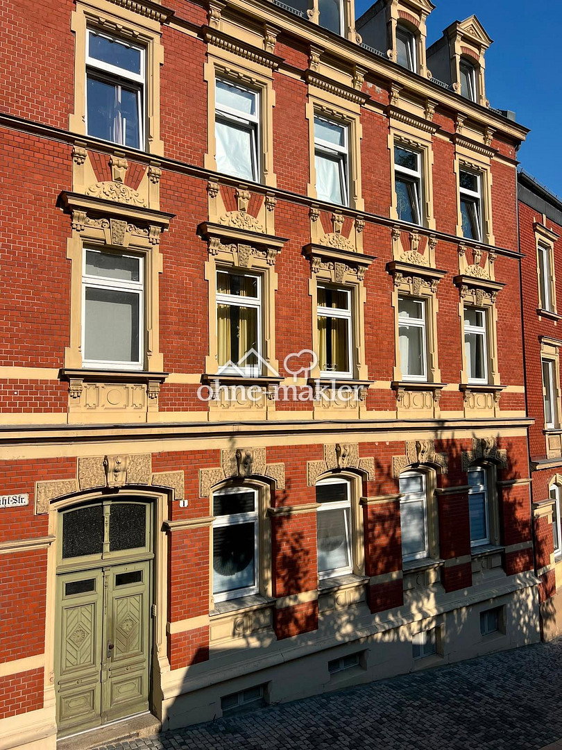 Altbauwohnung mit Balkon & Blick ins Grüne, 95028 Hof (Haidt Innenstadt Jägersruh Leimitz)