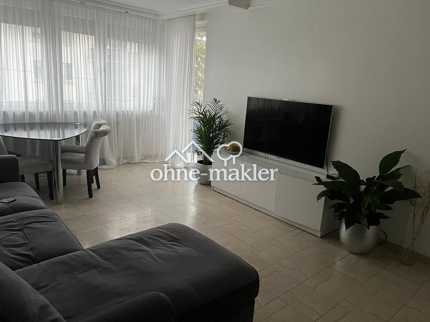 Möbliert & hell Ihr neues Zuhause in Stuttgart-Nord, 70192 Stuttgart (Feuerbach Nord)