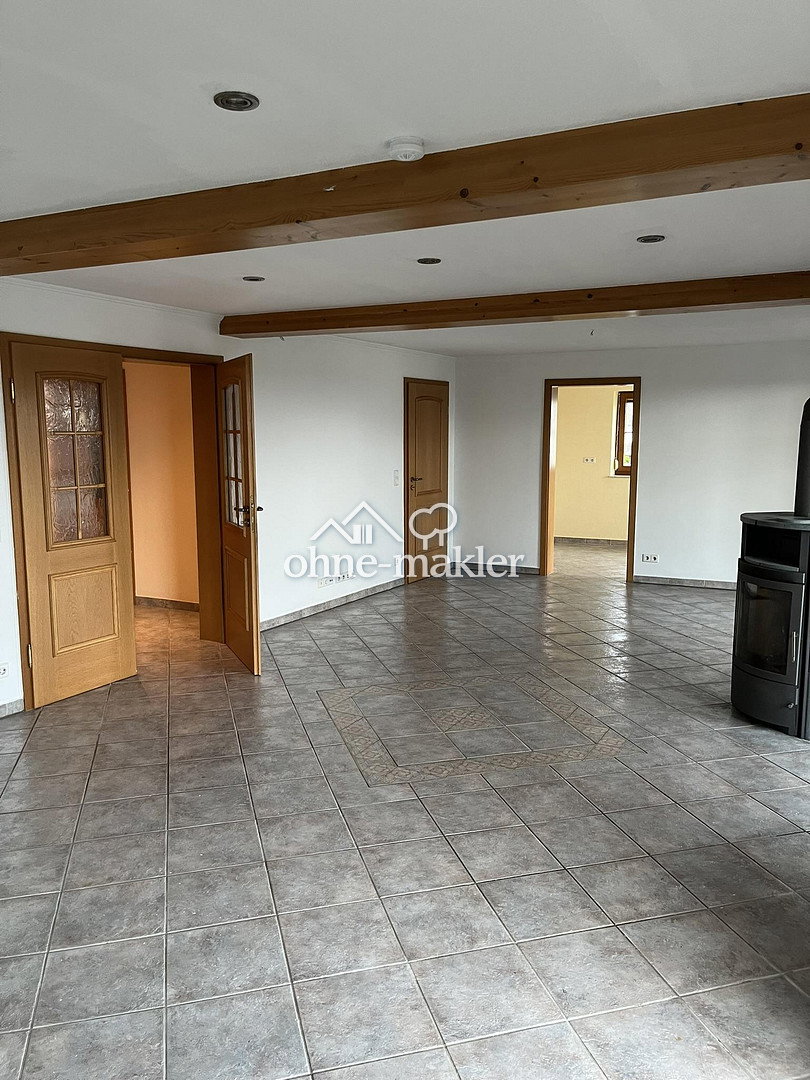 Großzügige 5-Zimmer-Wohnung mit Aussicht, 72108 Rottenburg am Neckar