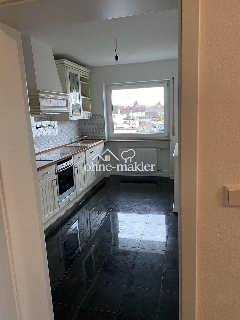 Helle 3-Zimmer Wohnung mit Südbalkon, 91616 Neusitz
