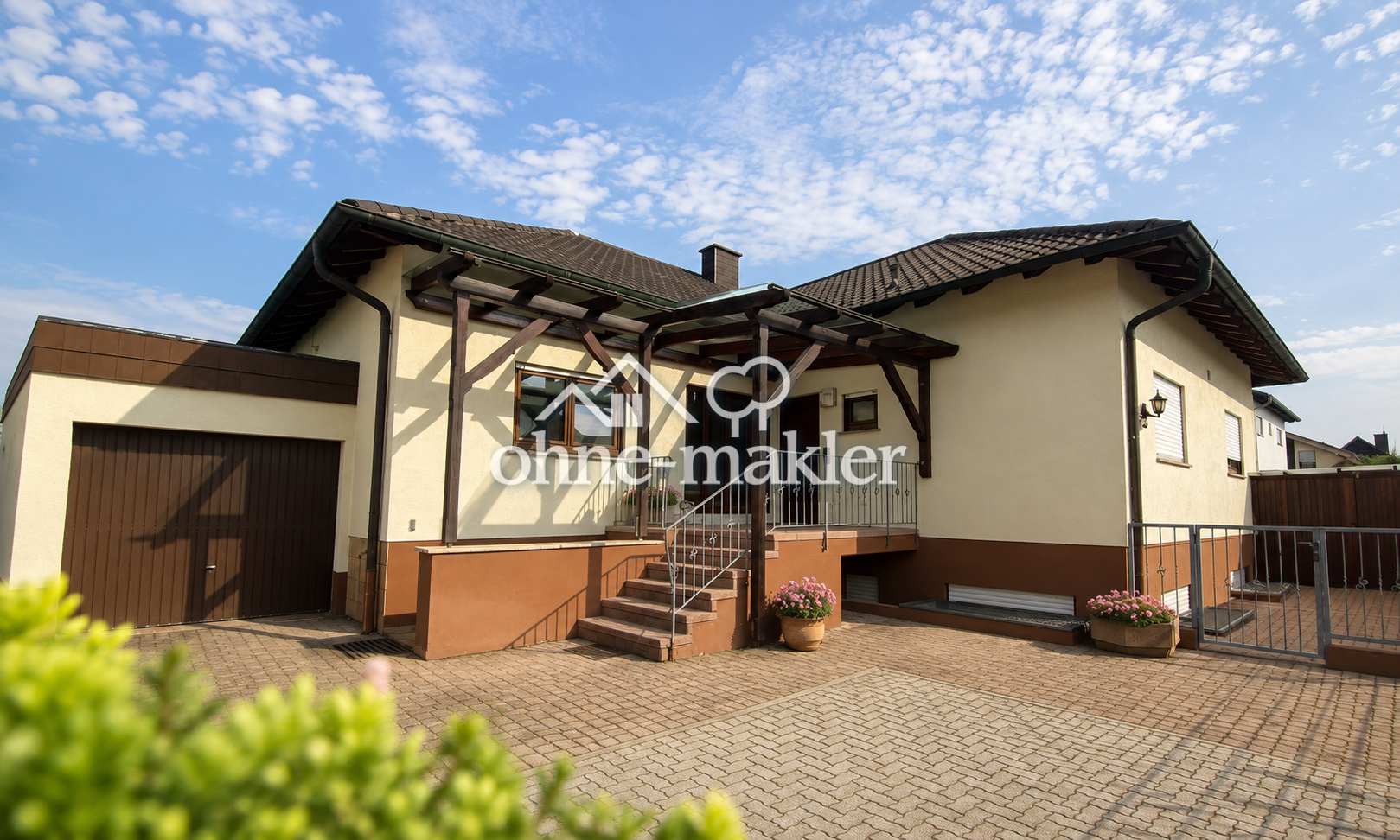 Einfamilienhaus mit Einliegerwohnung – Traumlage, 76726 Germersheim