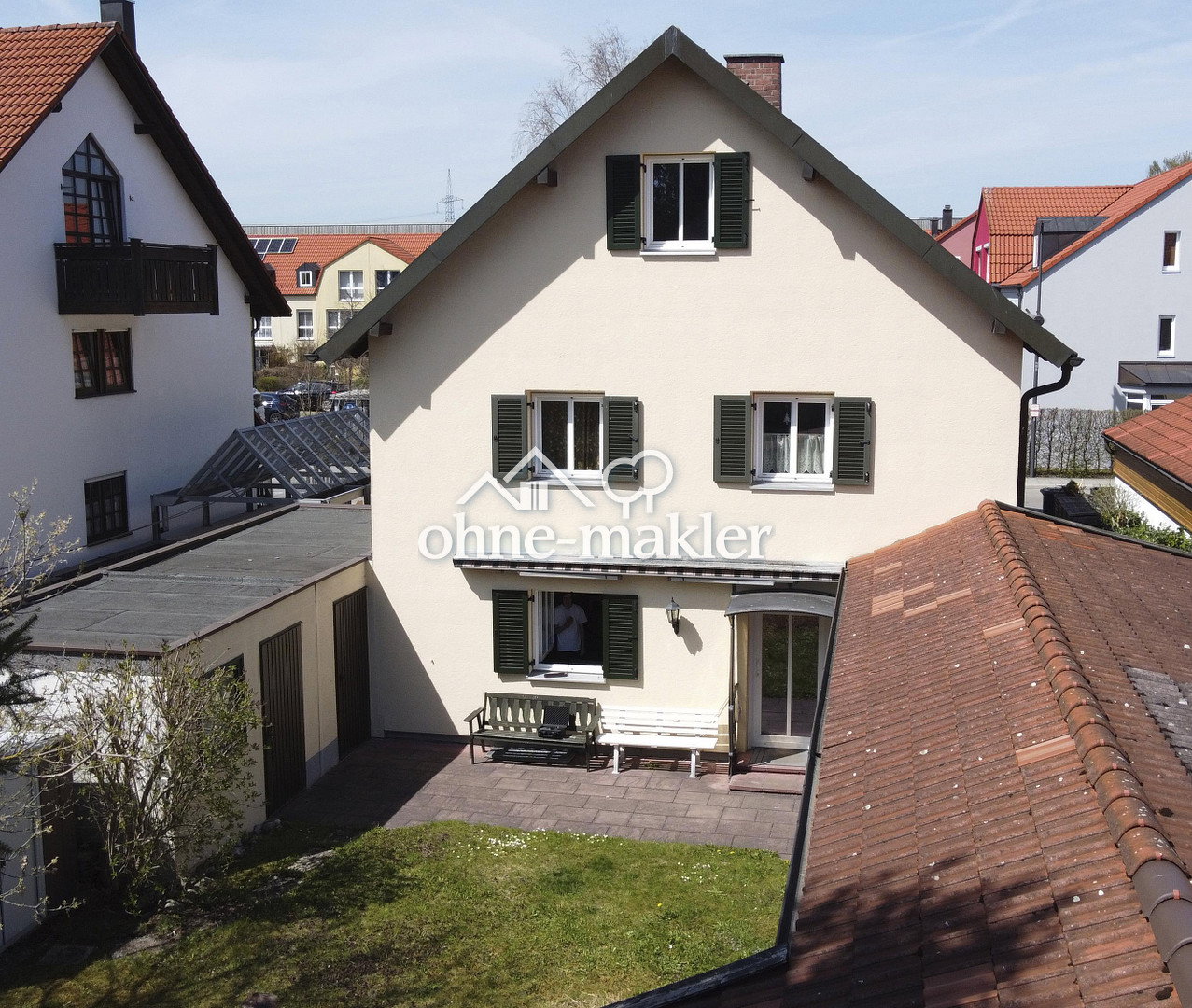 Gartenwohnung in Germering – Hauscharakter, 82110 Germering