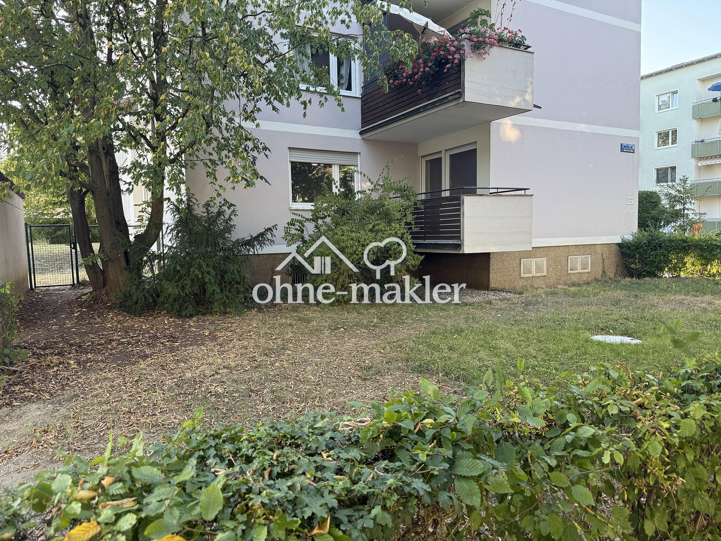 Gartenparadies in Regensburg-West, 93049 Regensburg (Großprüfening-Dechbetten-Königswiesen Innenstadt Westenviertel)
