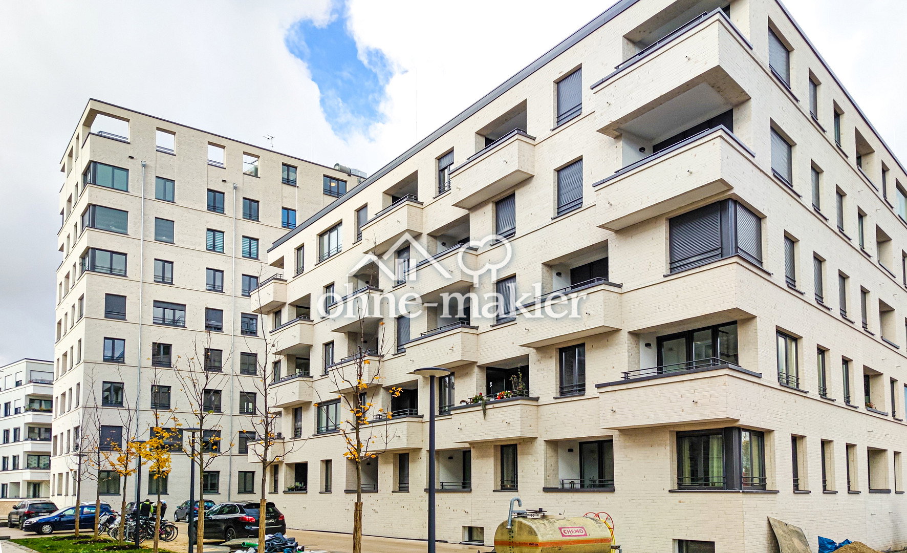 Modernes Apartment mit Balkon in Regensburg, 93055 Regensburg (Brandlberg-Keilberg Burgweinting-Harting Innenstadt Ostenviertel Schwabelweis)