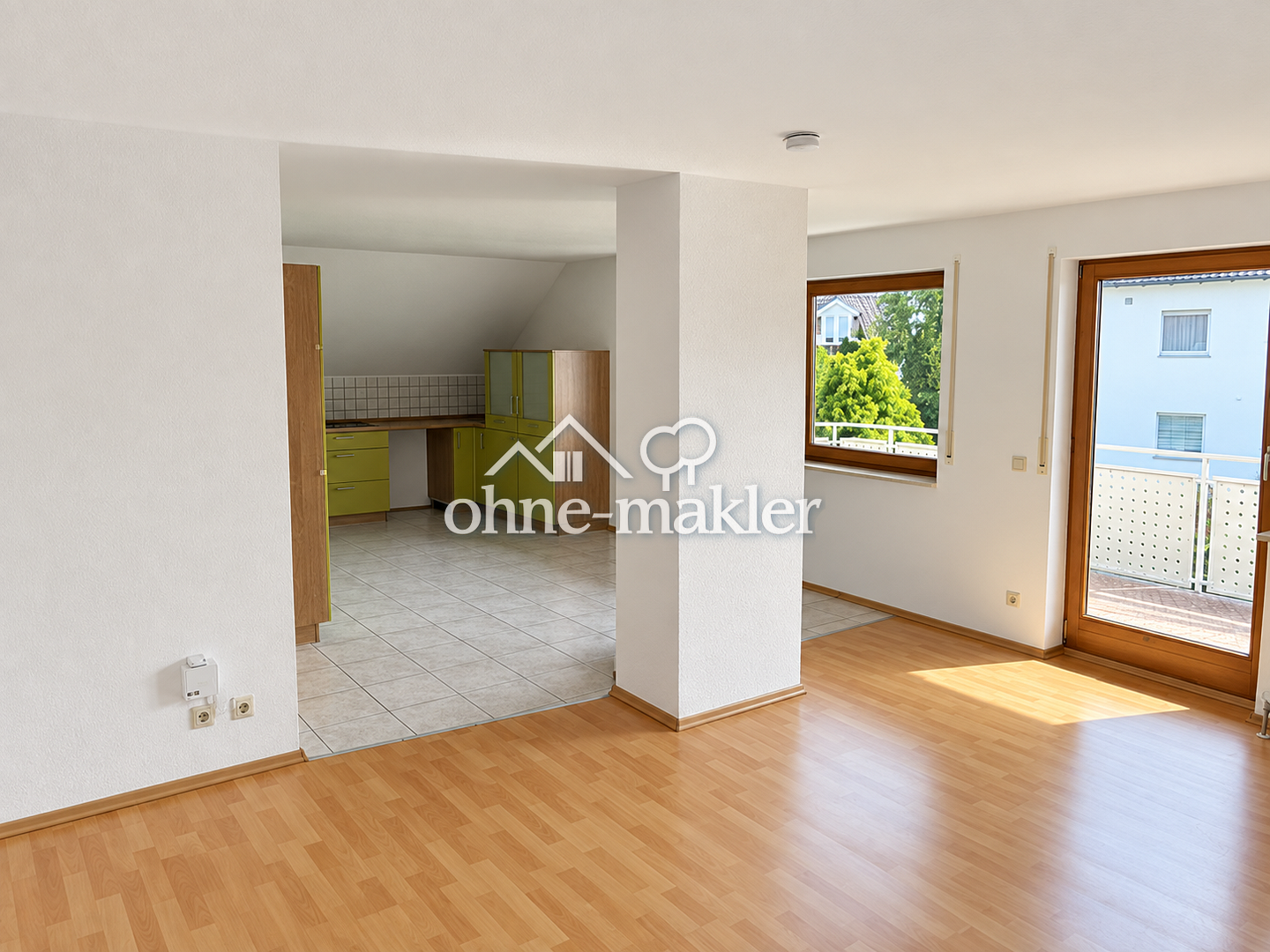 Neuhausen Helle 4-Zimmer-Wohnung mit Balkon, 75242 Neuhausen