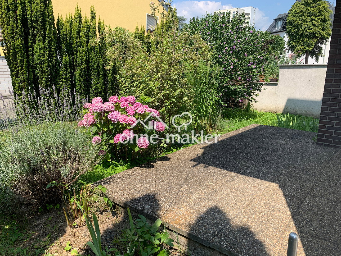 Terrasse & Parkett – Ihr neues Zuhause, 60439 Frankfurt am Main (Heddernheim Kalbach Niederursel Praunheim)