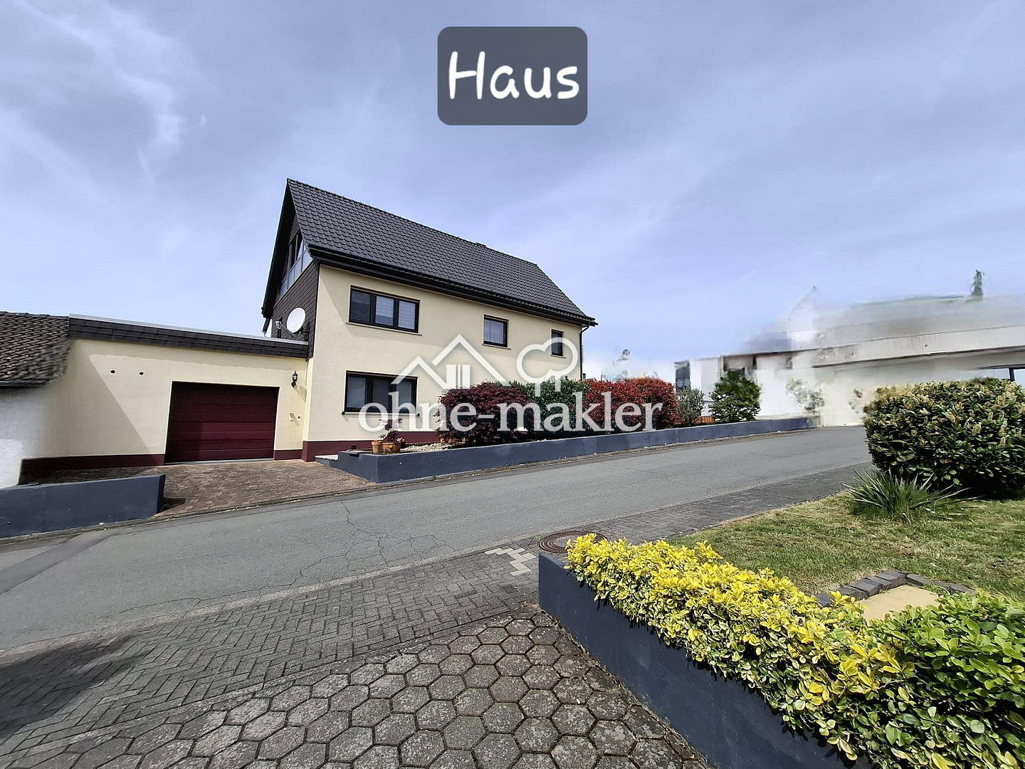 Modernisiertes 2-Familienhaus mit Garage und Baugrundstück, 35630 Ehringshausen (Katzenfurt)