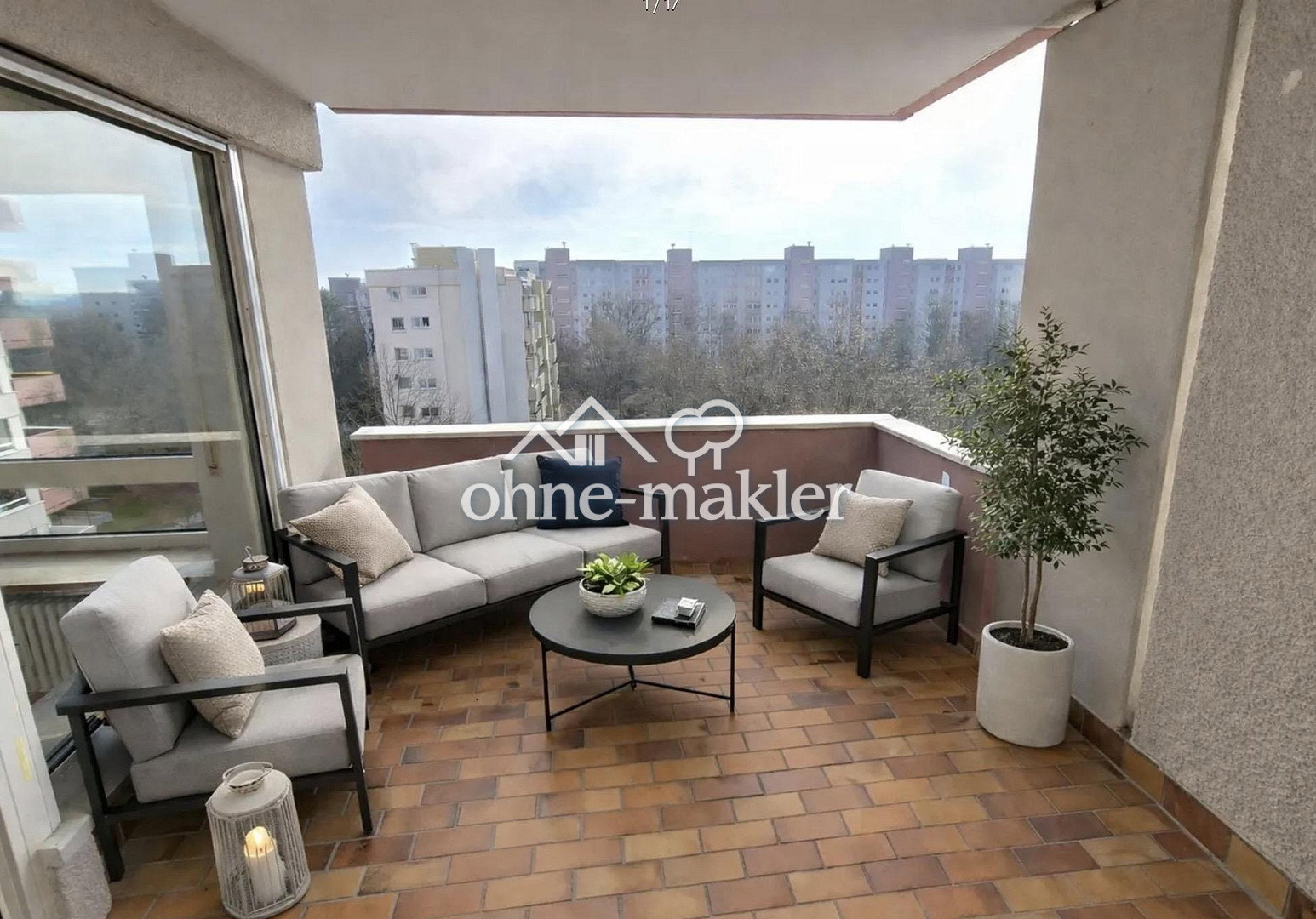 Große 4-Zimmer-Wohnung mit Balkon in Germering, 82110 Germering
