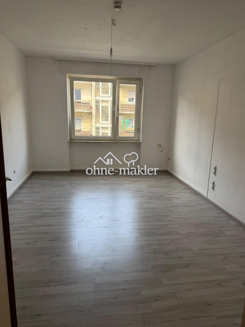 Helle 2-Zimmer-Wohnung mit Balkon in Karlsruhe-Mühlburg, 76185 Karlsruhe