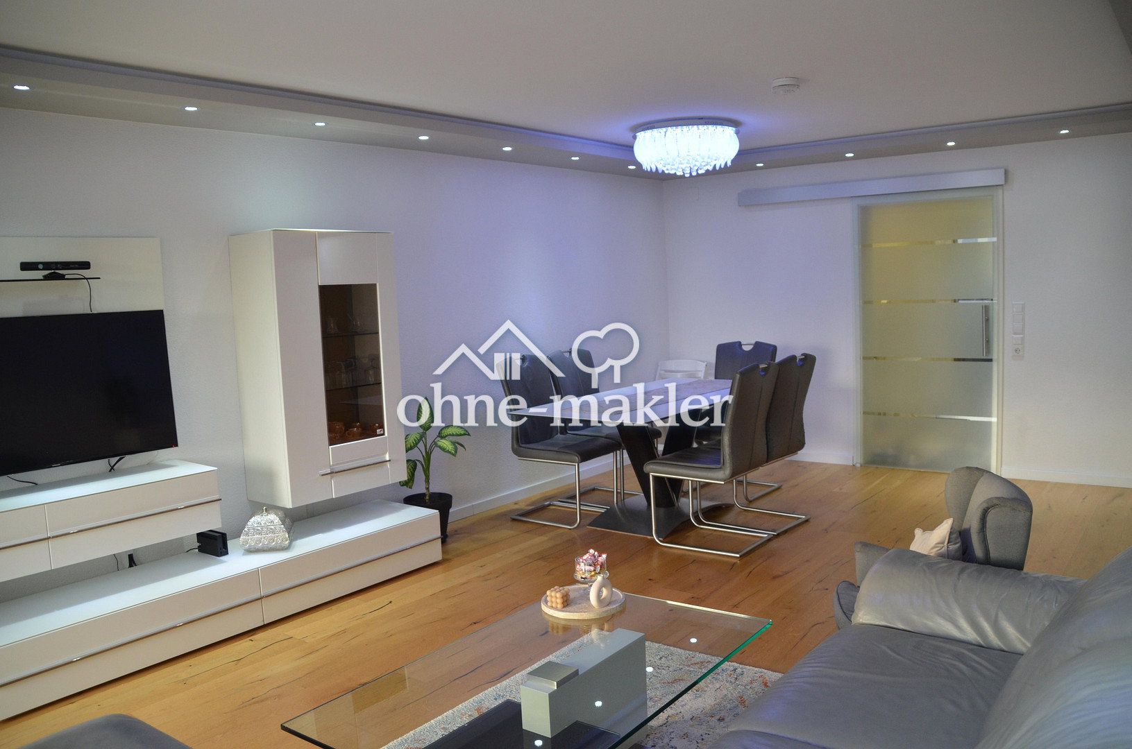 Neu-Ulm Gepflegte 4-Zimmer Wohnung mit Balkon, 89231 Neu-Ulm