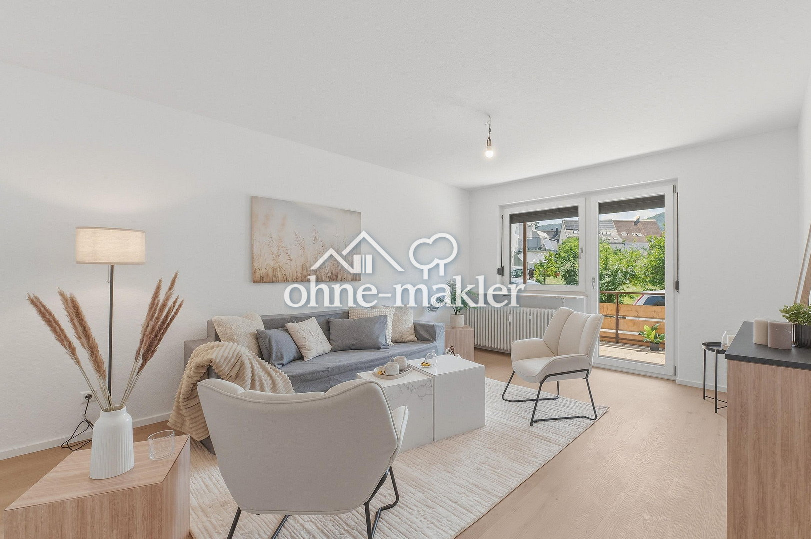 Helle 3-Zimmer-Wohnung mit Sonnenbalkon in Beuren, 72660 Beuren