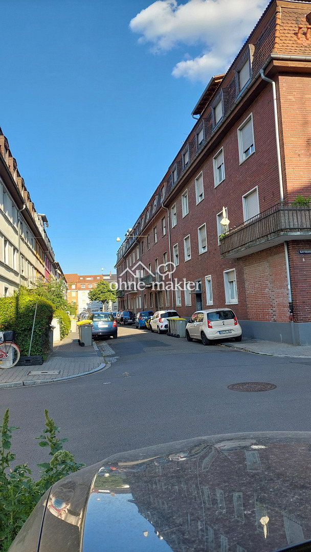 Neu renoviert mit Loggia und Blick ins Grüne, 68199 Mannheim (Almenhof Neckarau)