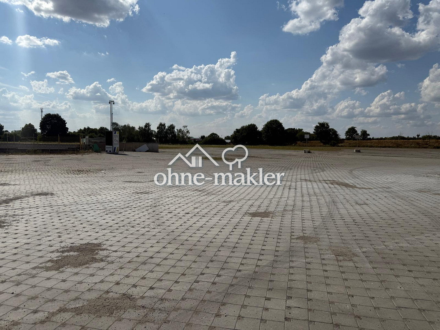 Großzügiges Grundstück in Merseburg – ideal für Gewerbe, 6217 Merseburg