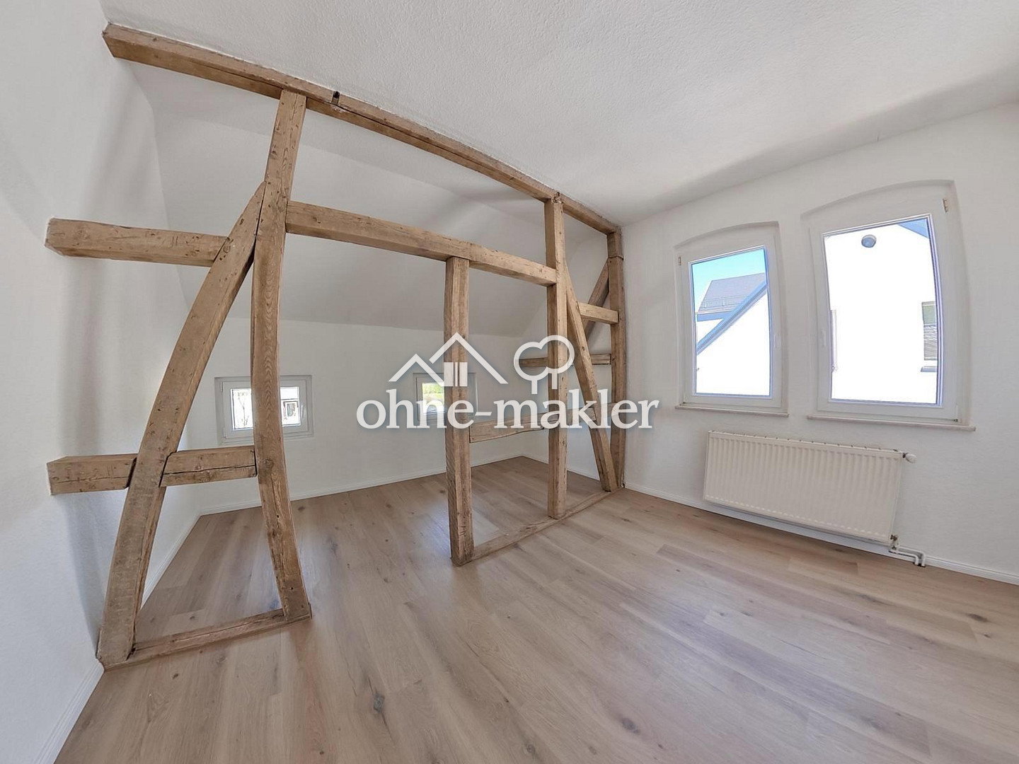 Frisch saniertes Einfamilienhaus mit 500m Garten, 7985 Elsterberg