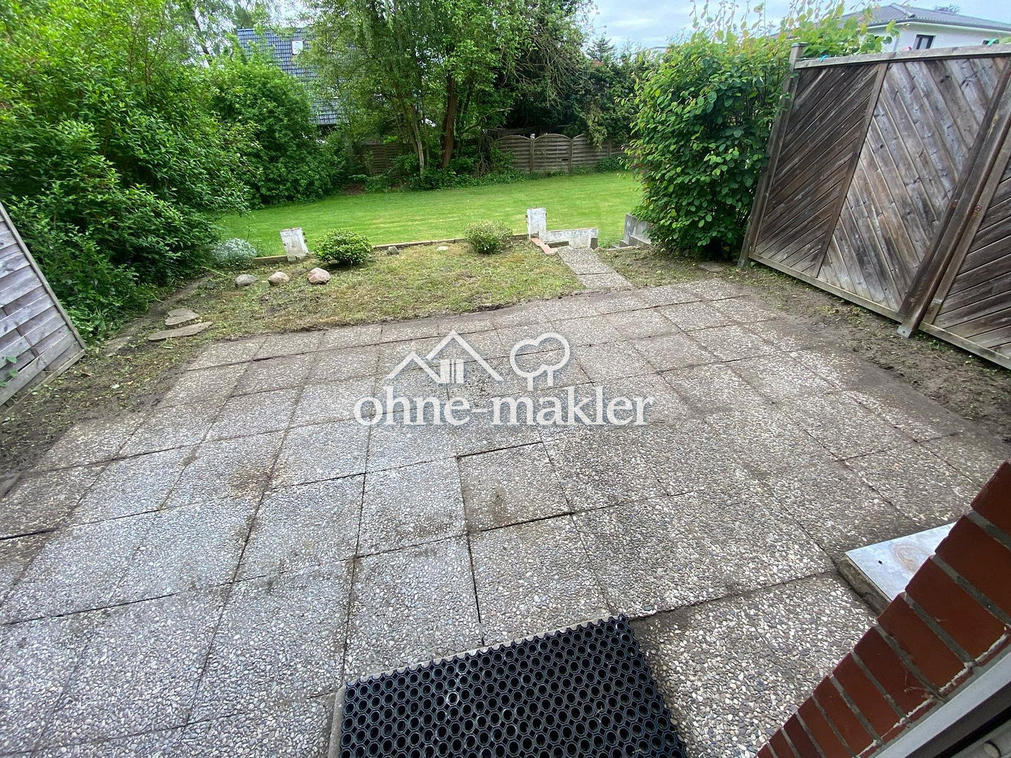 Modern renovierte 3-Zimmer-Wohnung in ruhiger Lage mit Blick ins Grüne, 22457 Hamburg (Eimsbüttel Eidelstedt Niendorf Schnelsen)