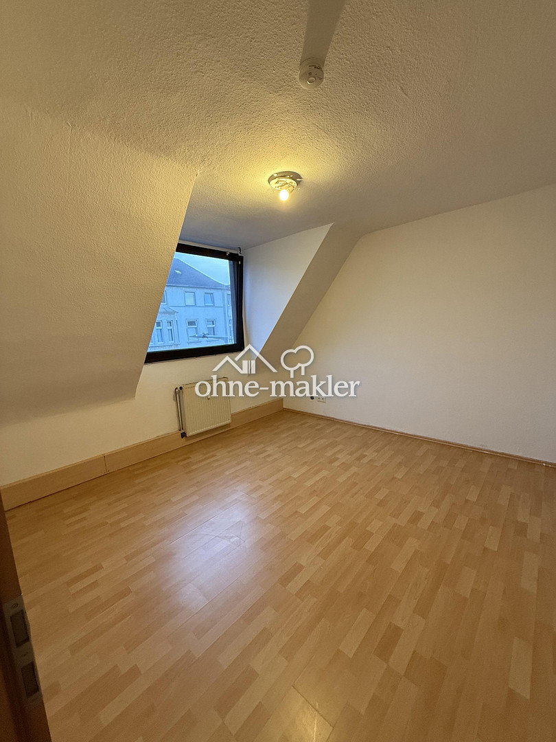 Zentral gelegene helle 2-Zimmer-Wohnung, 46045 Oberhausen