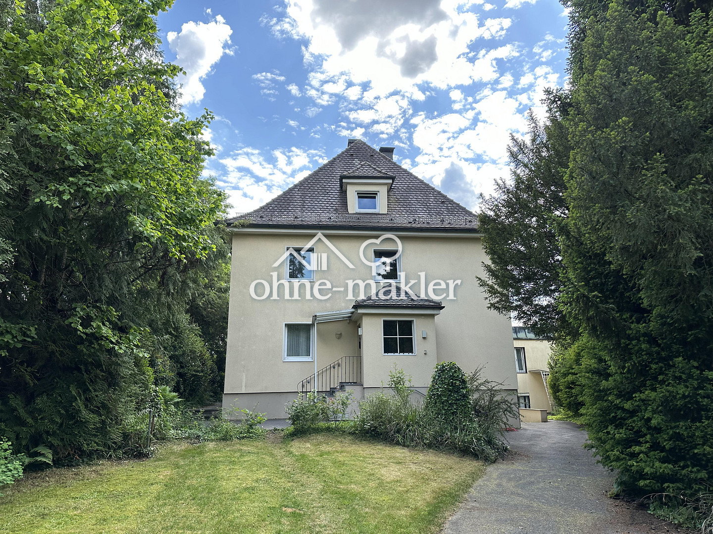 4 Zimmer in Neusäß – Toplage & möbliert, 86156 Augsburg (Bärenkeller Kriegshaber Oberhausen Pfersee)