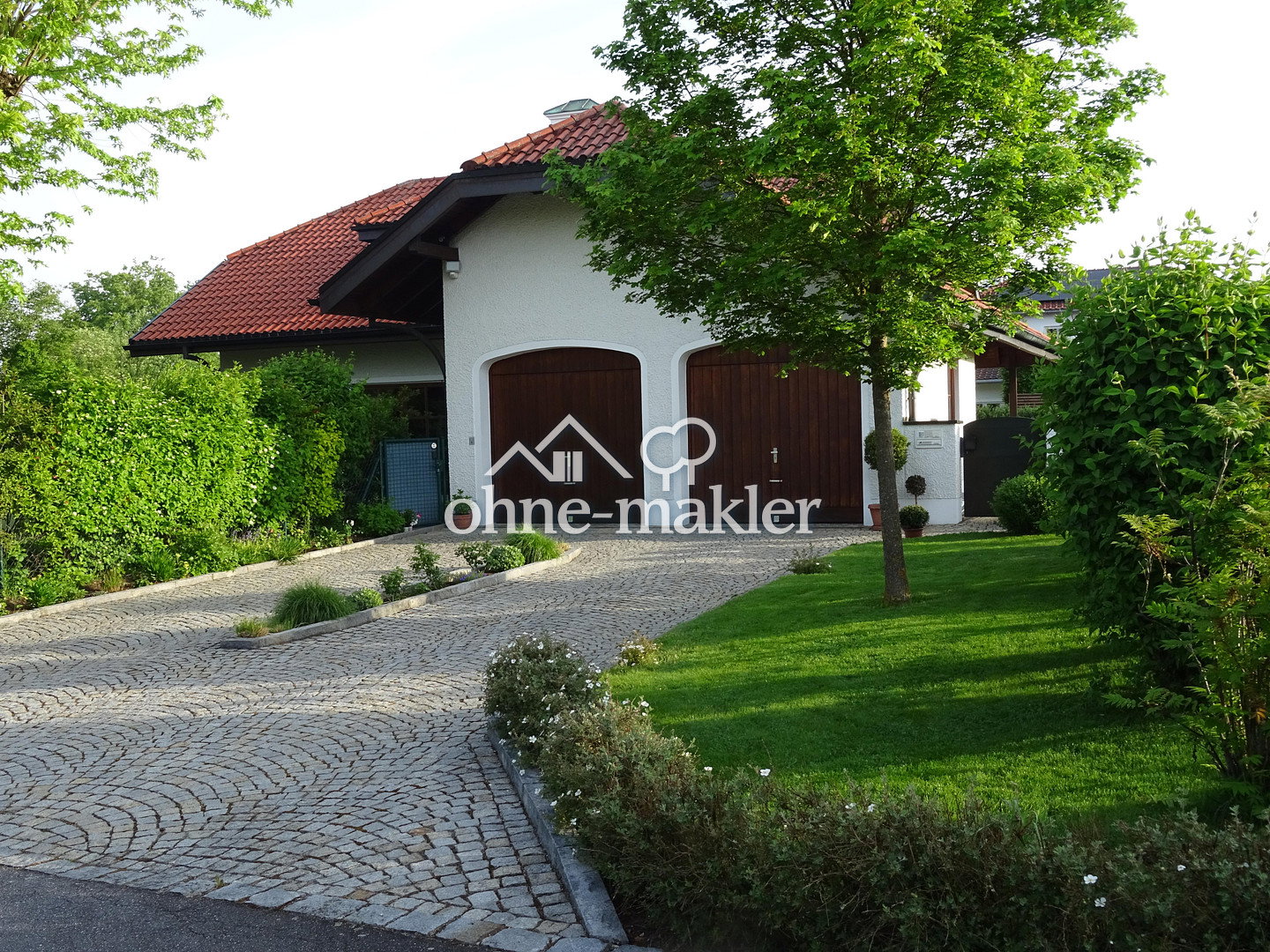 Elegante Villa in ruhiger Stadt-Lage, 94034 Passau (Altstadt Grubweg Hacklberg Hals)