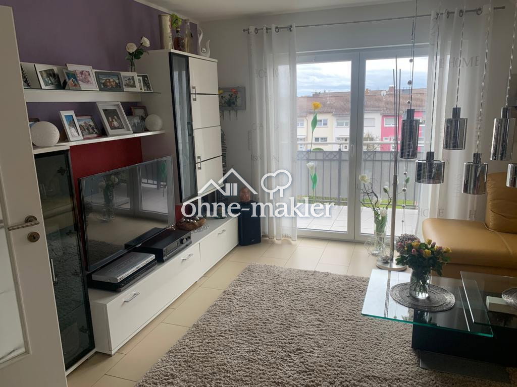 Dachgeschosswohnung mit Balkon in Münster Hessen, 64839 Münster (Hessen)