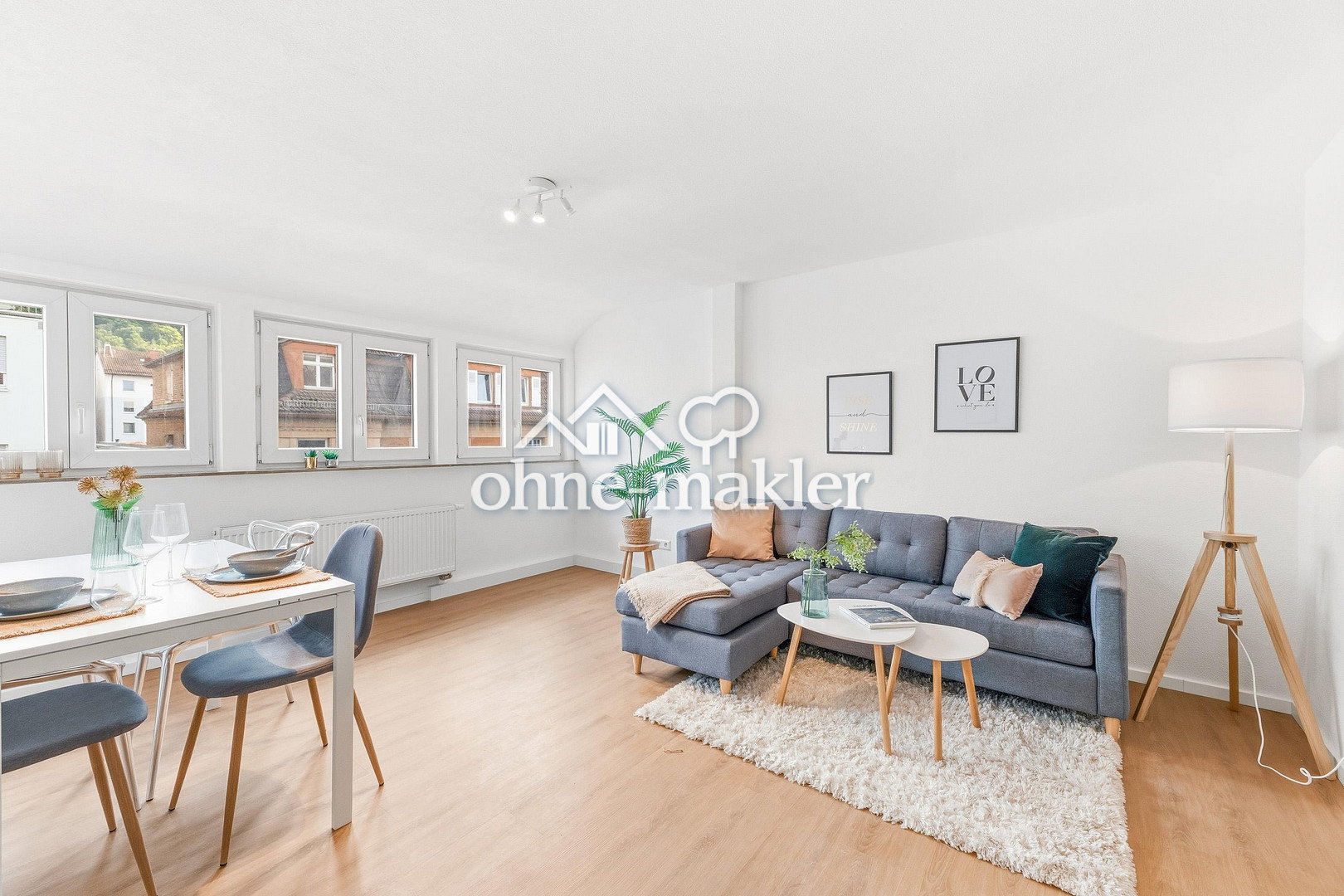 Frisch renoviert - weiträumiger Blick über Stuttgart, 70180 Stuttgart (Mitte Süd)