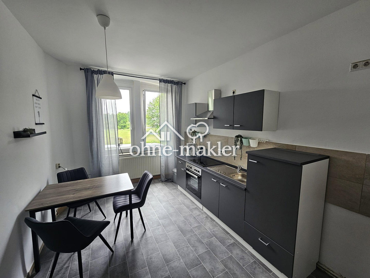 Großzügige 4-Zimmer-Wohnung – 107 m in Hof, 95028 Hof (Haidt Innenstadt Jägersruh Leimitz)