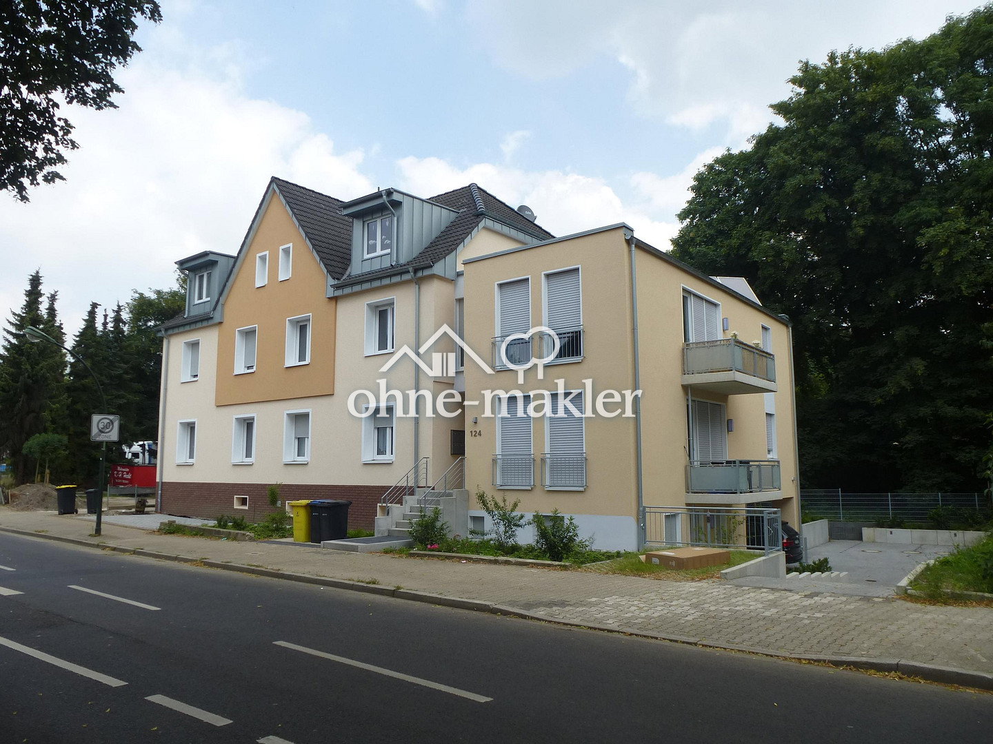 Dachterrasse mit Waldblick in Düsseldorf-Benrath, 40597 Düsseldorf (Benrath Hassels Urdenbach)