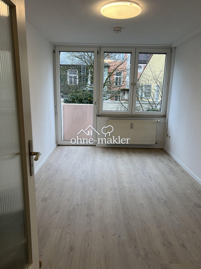 Bezugsfreies 1-Zimmer-Apartment mit Balkon in Maxvorstadt, 80799 München (Maxvorstadt Schwabing-Freimann Schwabing-West)