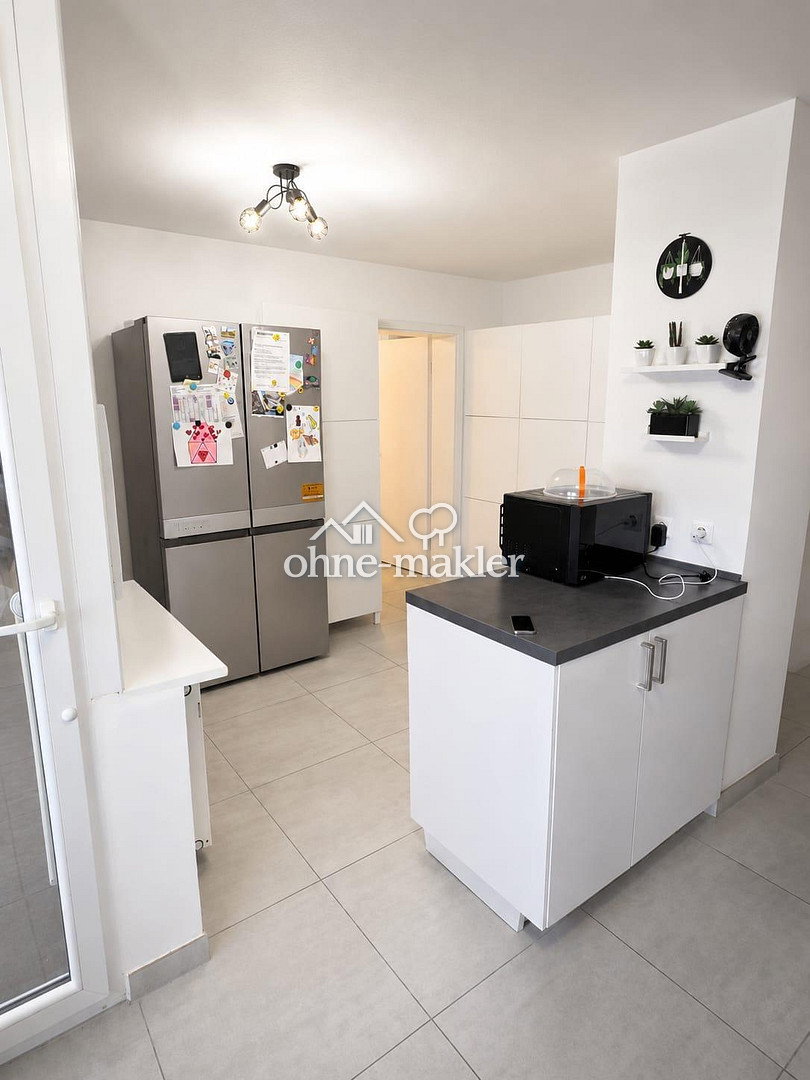 Modernisierte 3,5-Zimmer-Wohnung mit Top-Verkehrsanbindung, 70734 Fellbach