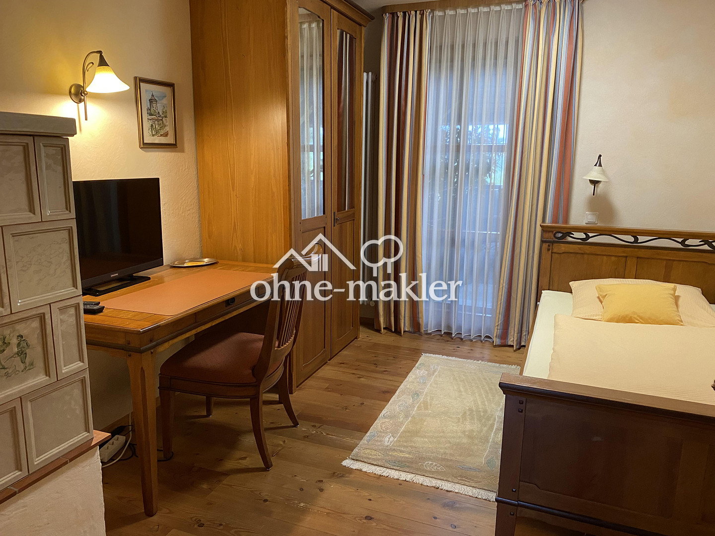 Stilvolles Zimmer mit Balkon WLAN, 74239 Hardthausen am Kocher