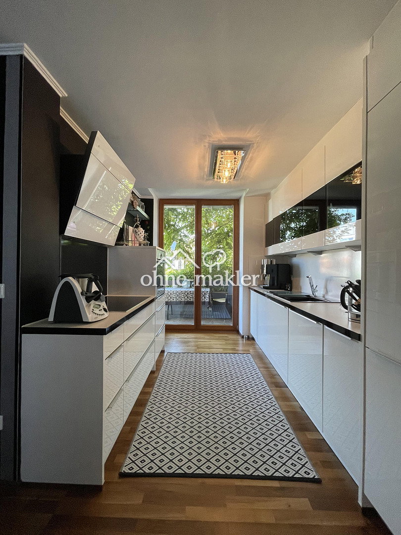 Luxuriöse Wohnung mit eigenem Garten in Furth, 84095 Furth