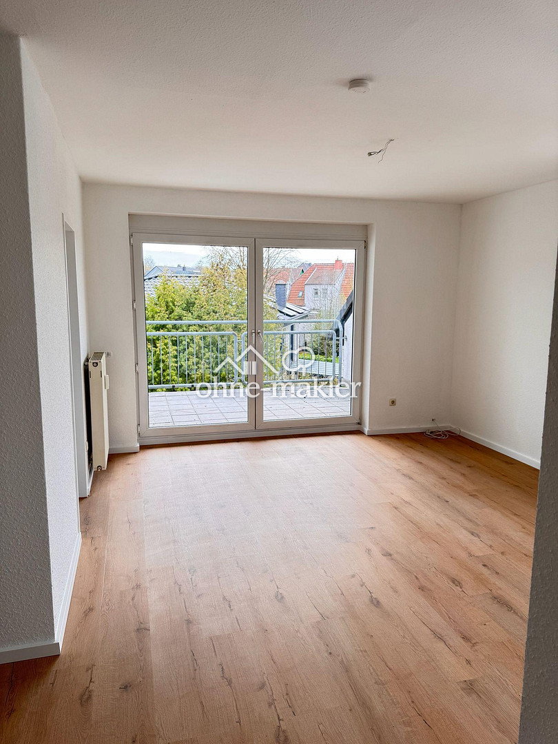 Erstbezug nach Sanierung – eigener Balkon, 32584 Löhne