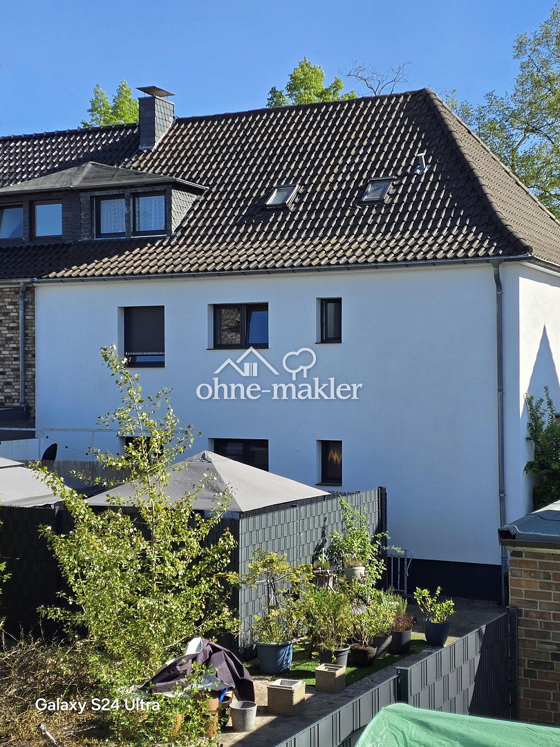 Modernisiertes Mehrfamilienhaus in Troisdorf, 53840 Troisdorf