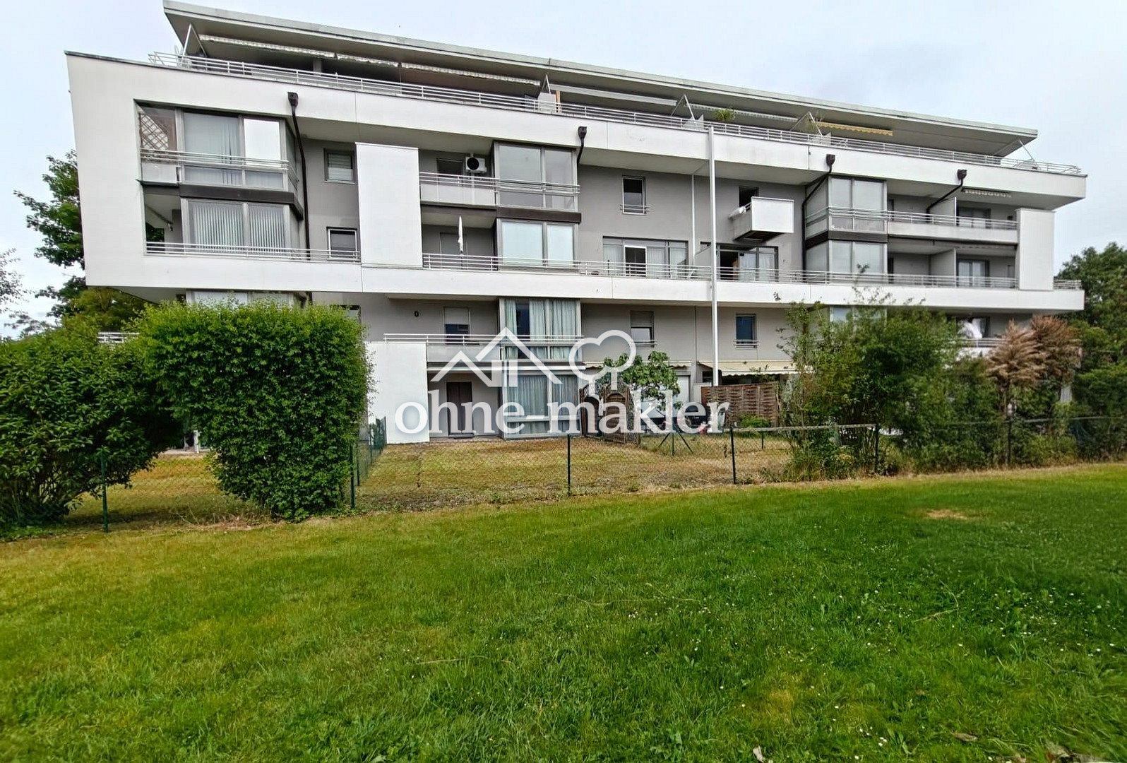 Großer Garten und eigene Tiefgarage – perfekte Lage, 86633 Neuburg a.d. Donau