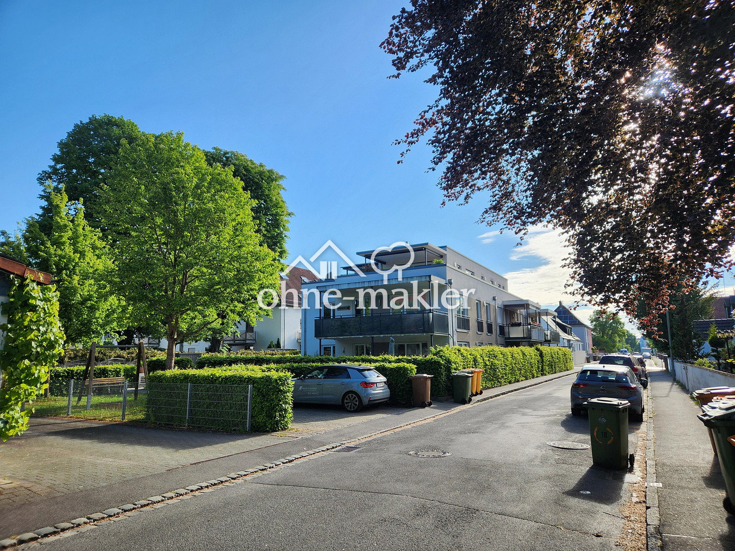 Ideal gelegene Wohnung mit 2 Garagen, 86163 Augsburg (Hochzoll)