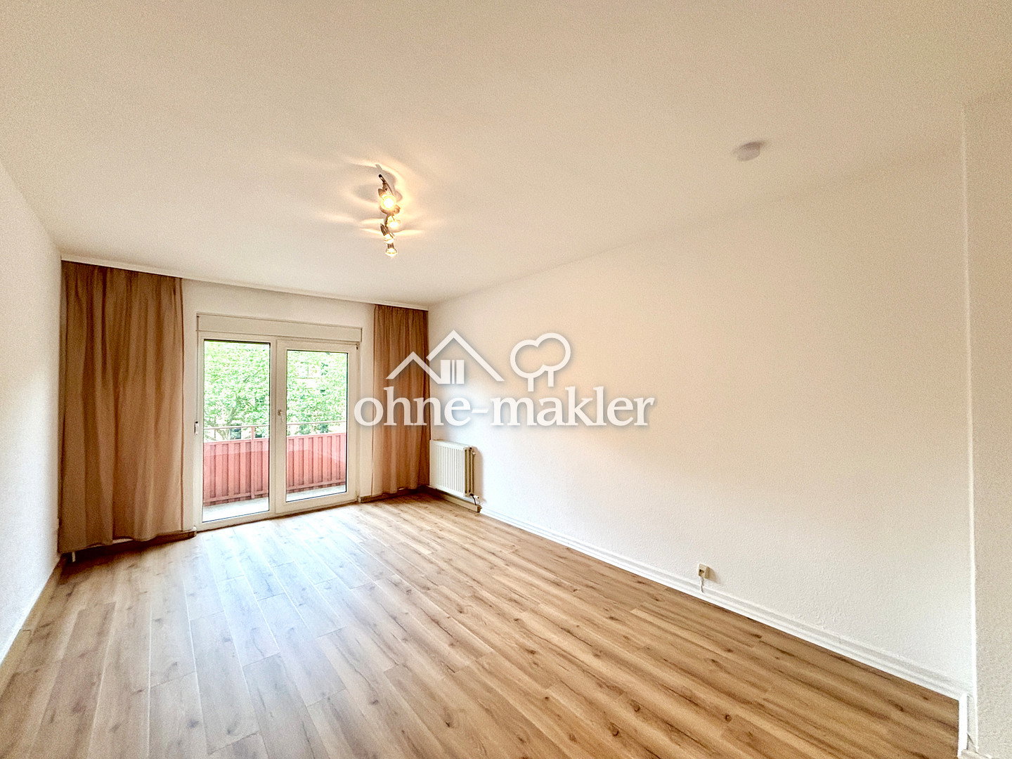 Modernisierte 2-ZK nahe KIT - Balkon Garage, 76131 Karlsruhe