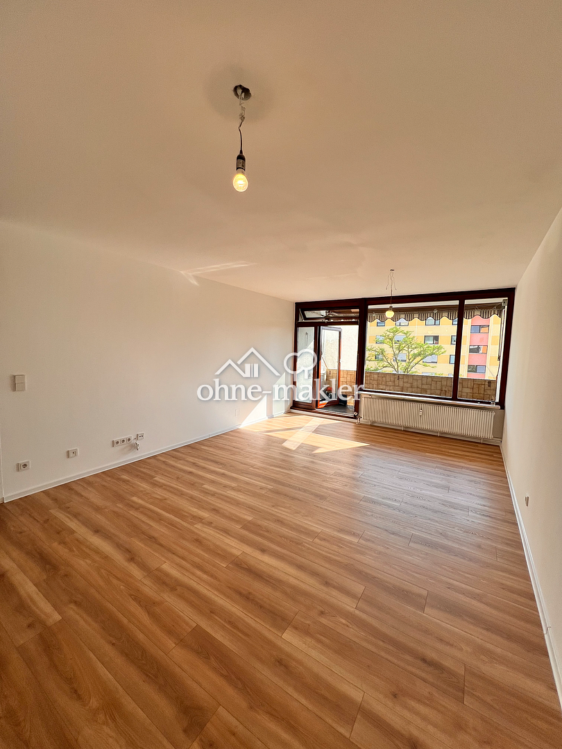 Modernes Zuhause nach Sanierung 94 m Balkon, 90431 Nürnberg