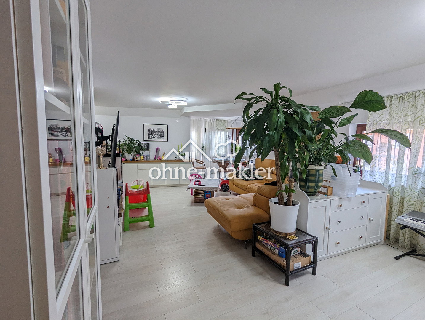 Charmante 4-Zimmer-Maisonette mit Balkon in Pforzheim, 75180 Pforzheim (Büchenbronn Dillweißenstein Sonnenberg Sonnenhof)