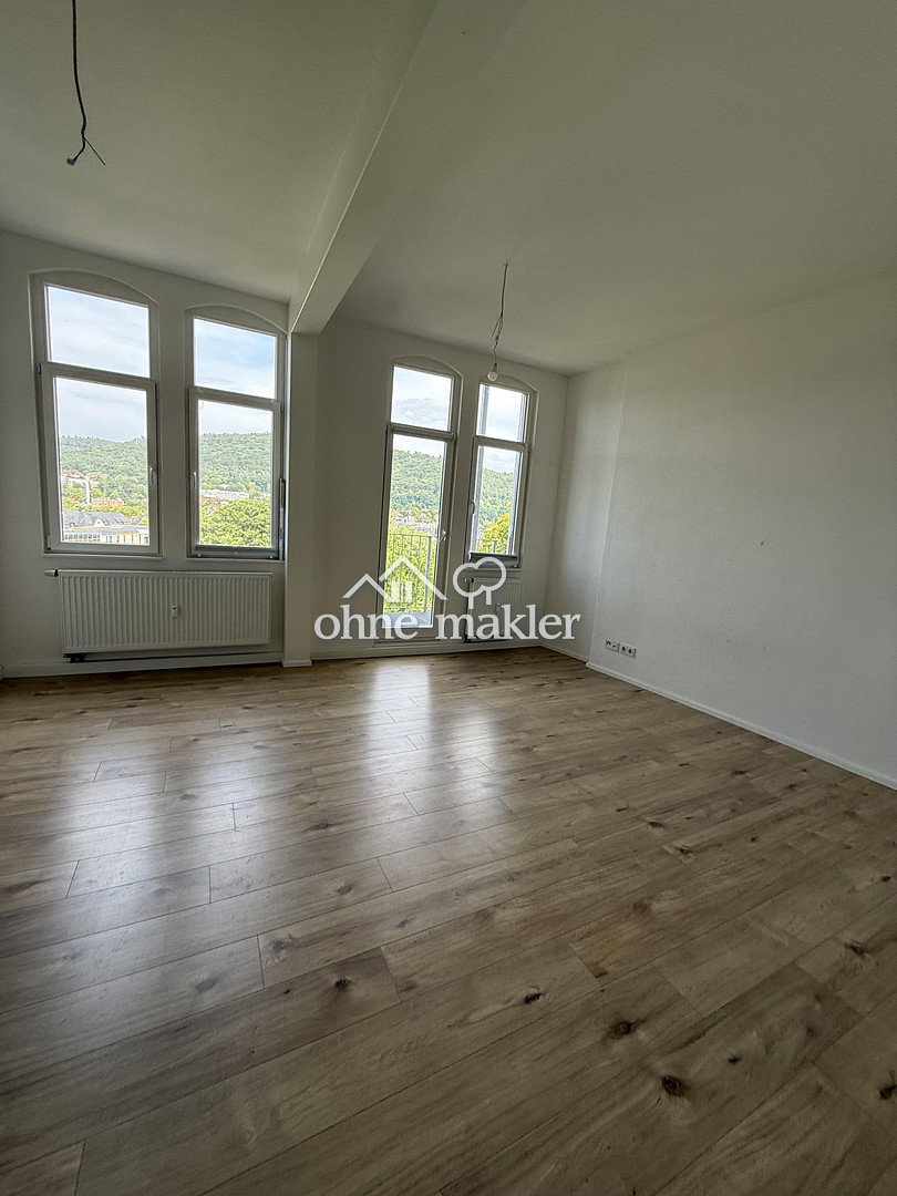 Stilvolle Wohnung mit Balkon & Blick in den Garten, 35037 Marburg