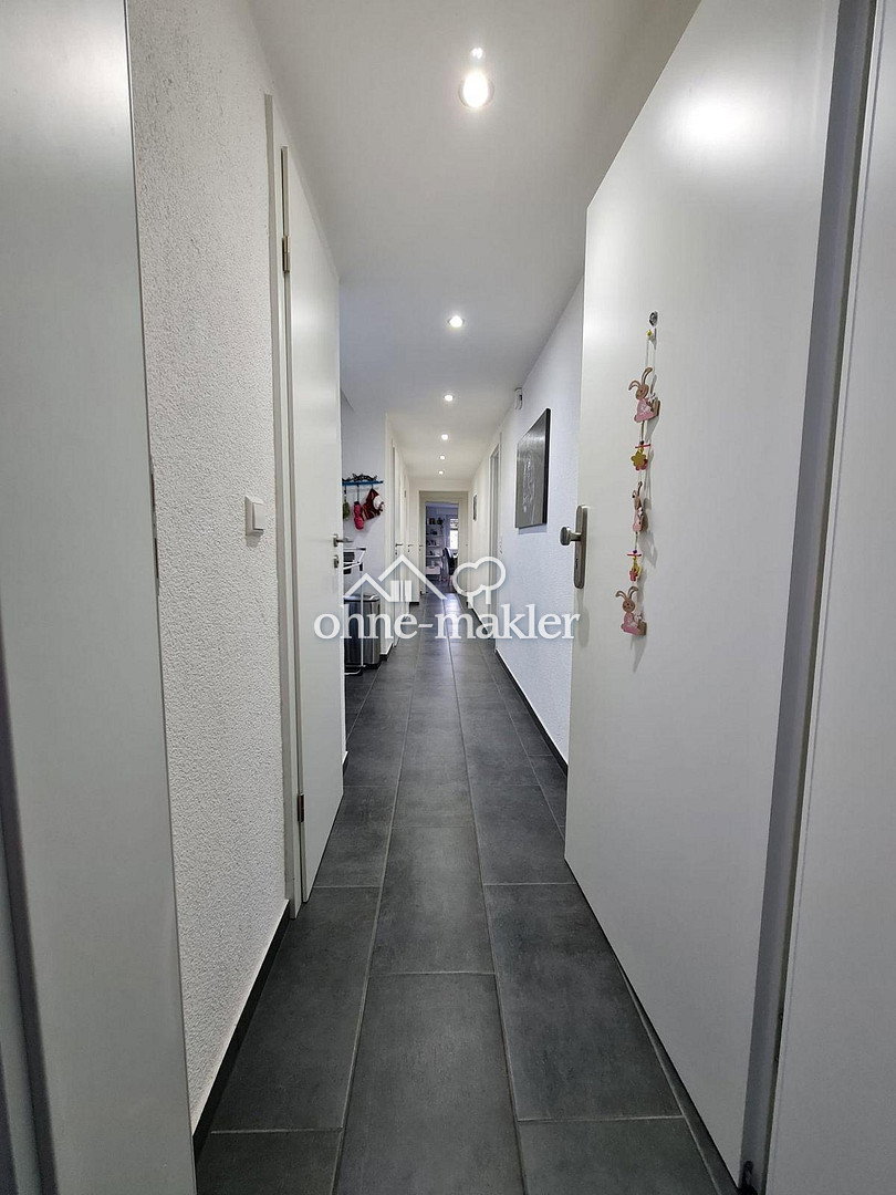 Charmante Dachgeschosswohnung - lichtdurchflutet und gemütlich, 71254 Ditzingen