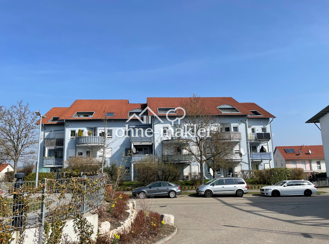 Hell gefliestes 2-Zimmer-Apartment mit Balkon und Tiefgarage, 74653 Künzelsau