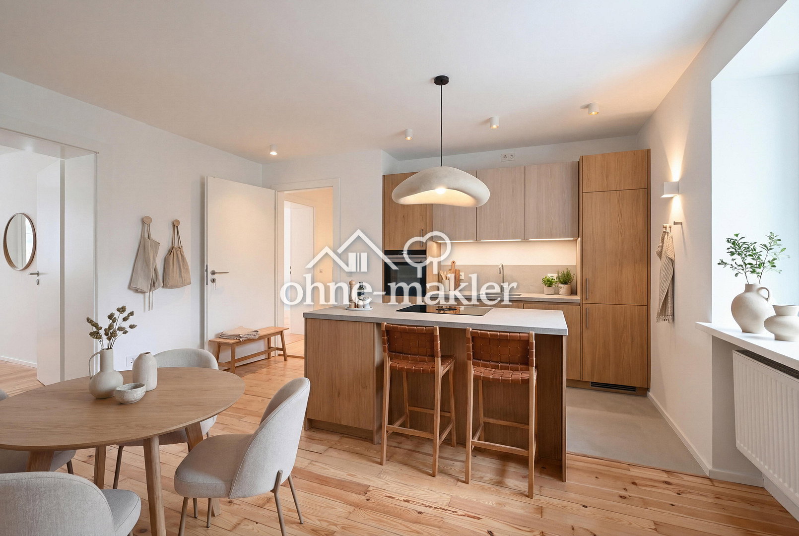 Maxvorstadt Stilvolle Wohnung mit Sanierung & Ausblick, 80798 München (Maxvorstadt Schwabing-West)