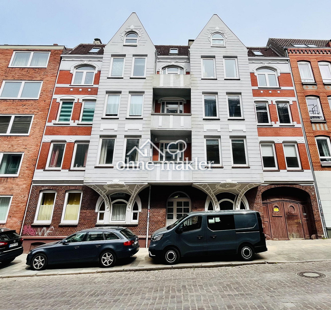 Charmantes Mehrfamilienhaus mit Potenzial in Kiel, 24143 Kiel (Gaarden-Ost Gaarden-Süd)