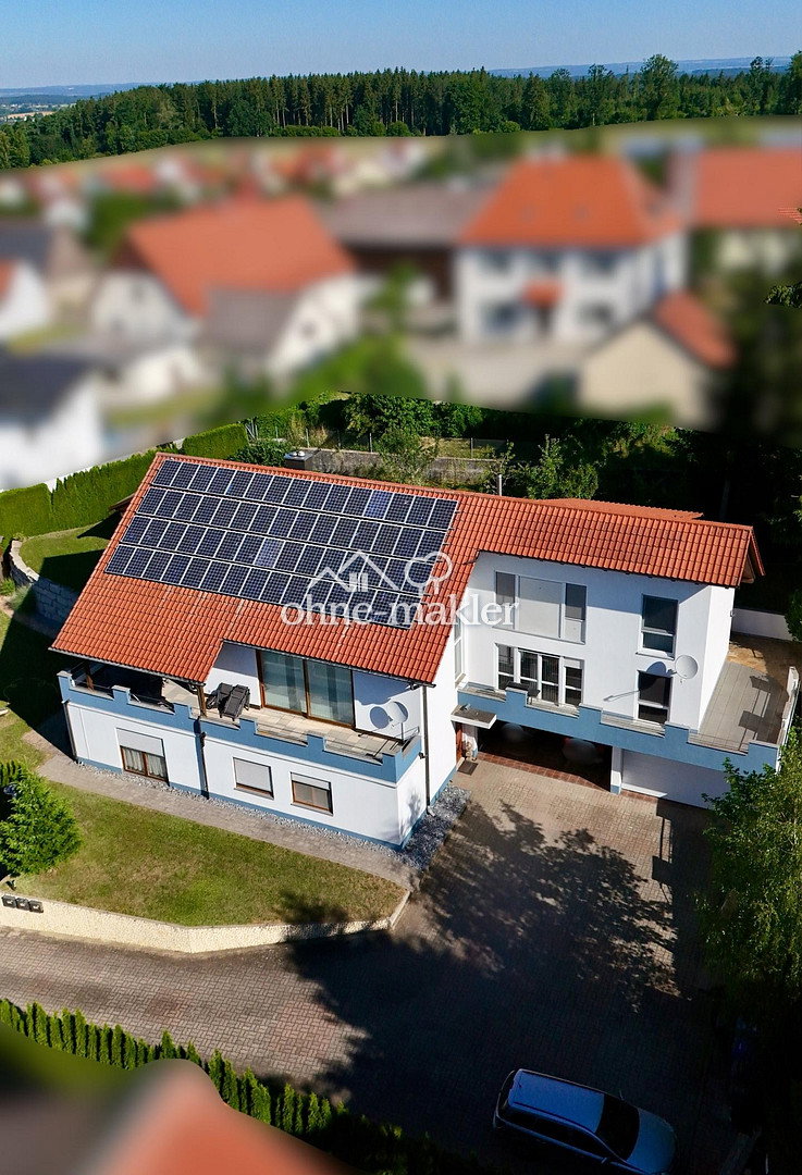 Einfamilienhaus mit Einliegerwohnungen und großer Garage, 88634 Herdwangen-Schönach