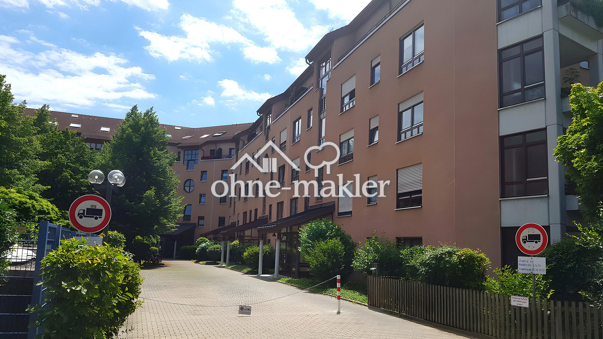 Helle 2-Zimmer-Wohnung mit Balkon in Göggingen, 97072 Würzburg (Altstadt Sanderau)