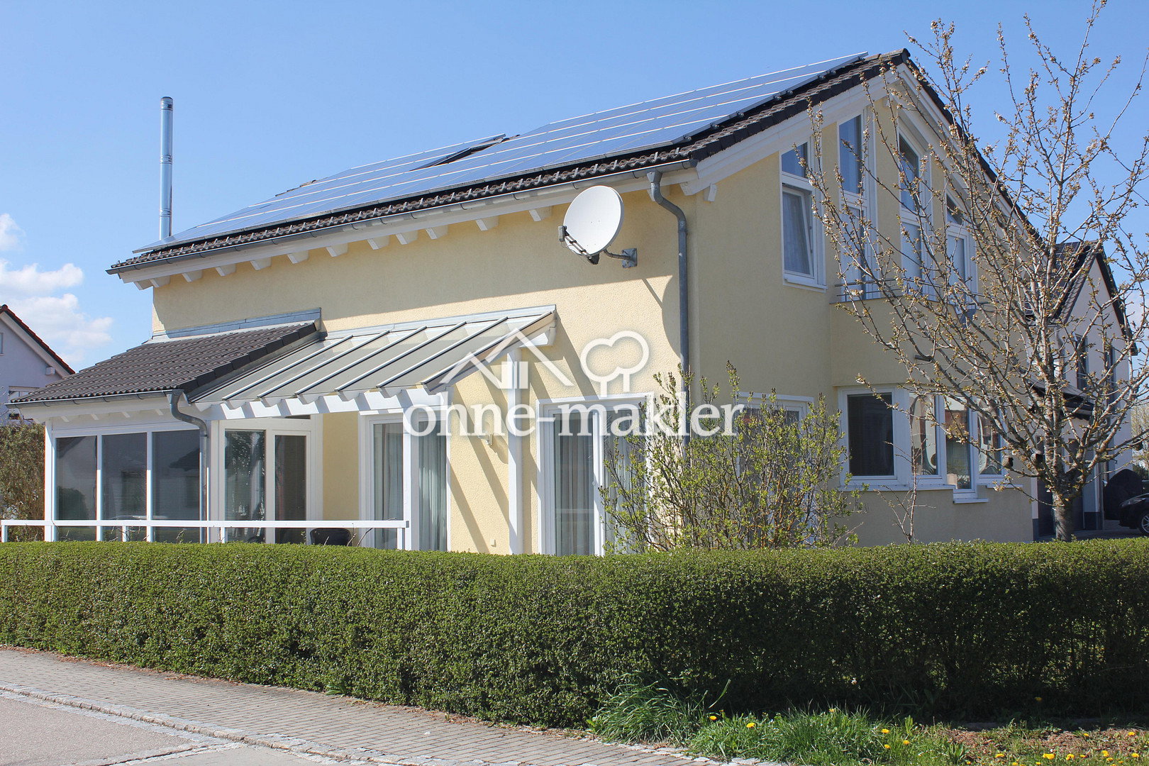 Lichtdurchflutetes Architektenhaus in Schernfeld, 85132 Schernfeld