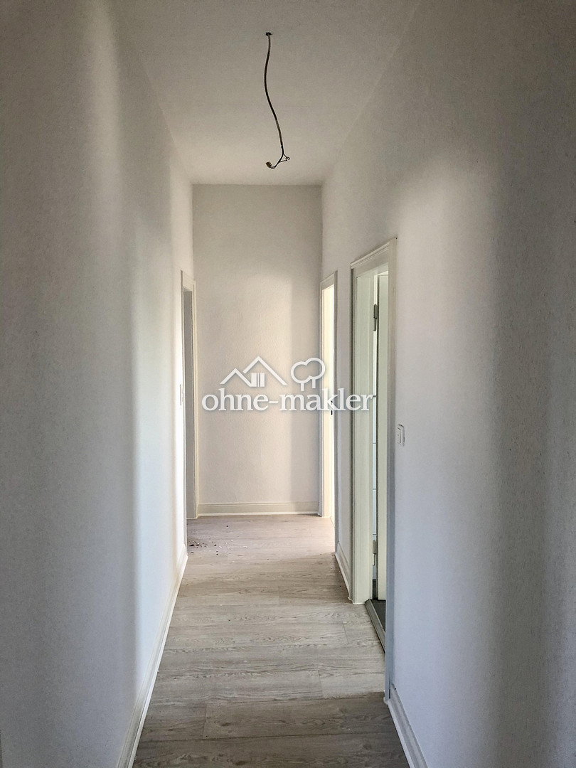 Charmante 2-Zimmerwohnung, hochgewölbte Decken, 51399 Burscheid